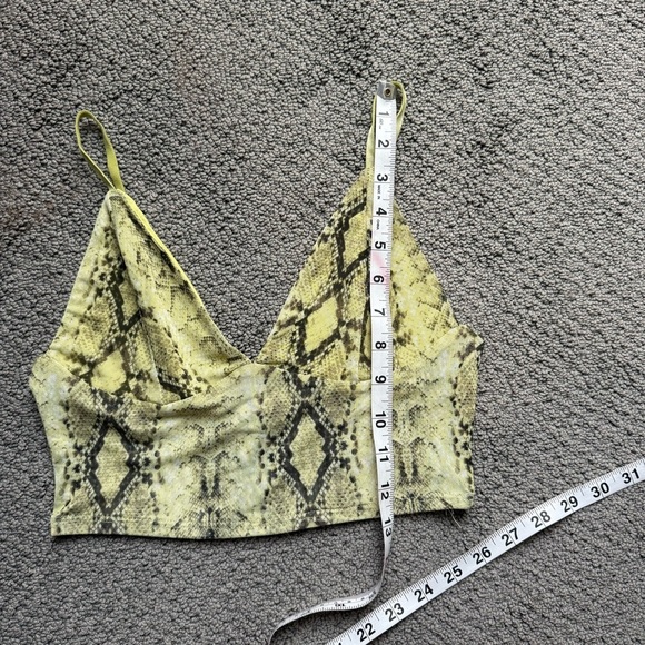 3/$20⚡️ Garage Green Mesh Snake Skin Print Tank Crop Top V-Neck Bustier Style - Picture 8 of 10